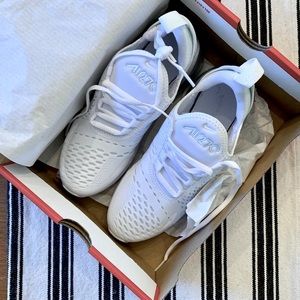White Nike Air Max 270!!